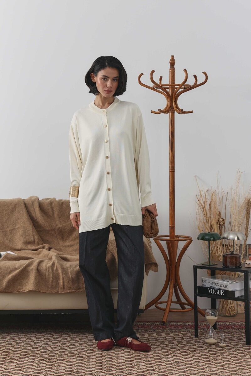 Merserize Uzun Hırka ile Zamansız Gardırop Oluştur