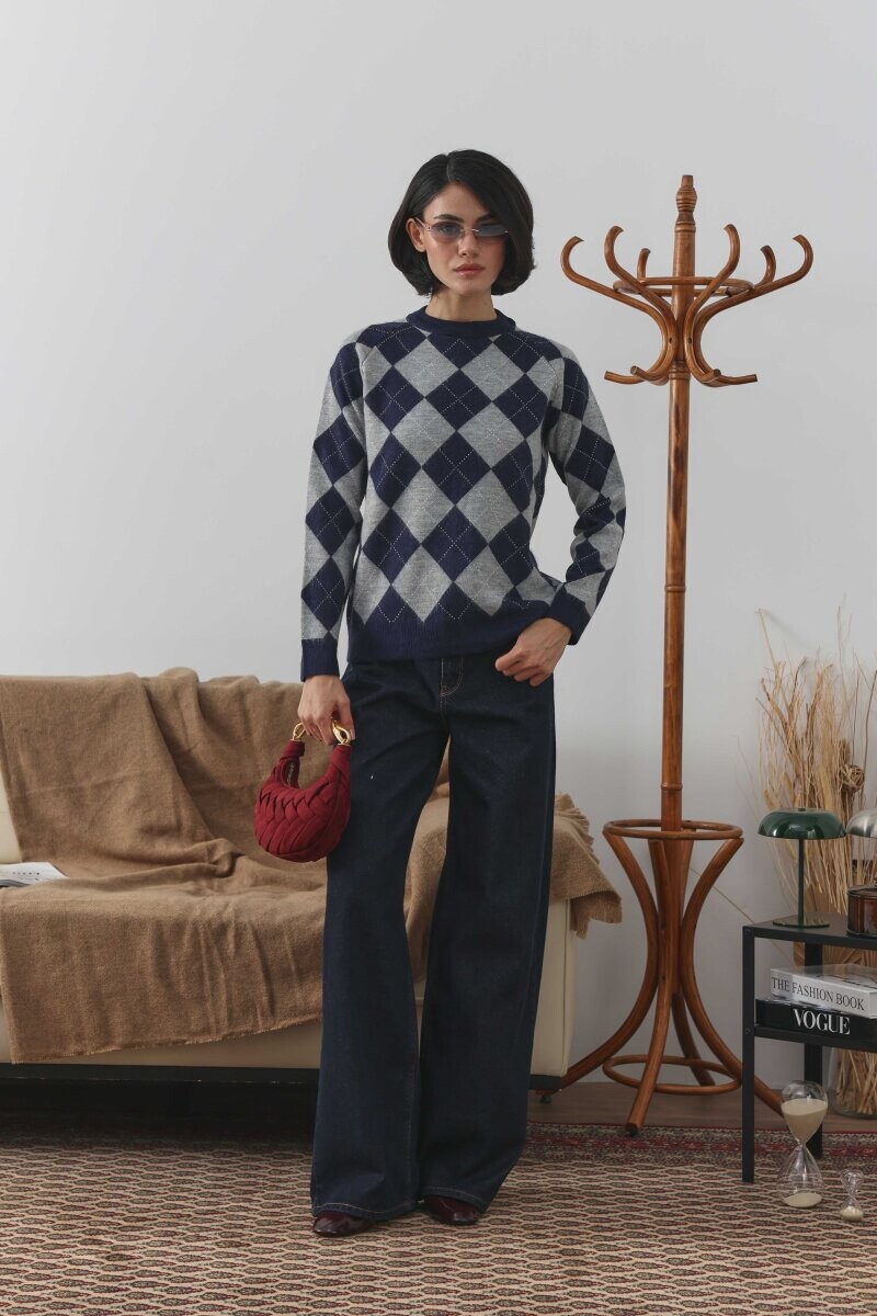 Baklava Desenli Kazak ile Kışlık Dokuların Gücü