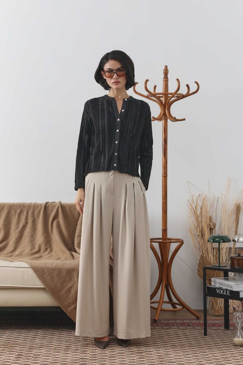 Simli Kısa Hırka ile Gece ve Gün Arasında Stil