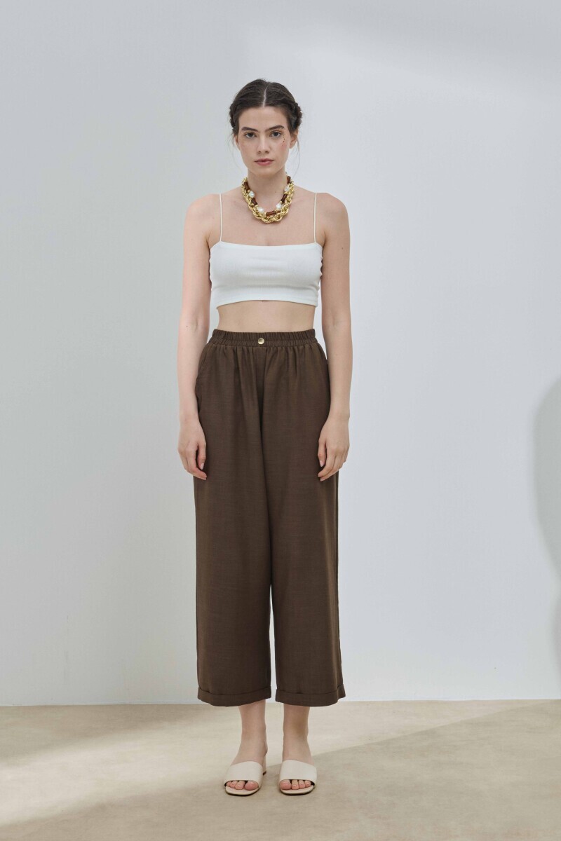 Duble Paça Pantolon ile Hem Şık Hem Rahat Günler