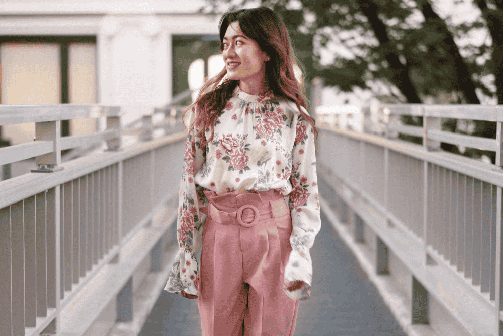 Pastel Tonlu Bluzlarla Bahar Enerjisini Kombinlerinize Taşıyın