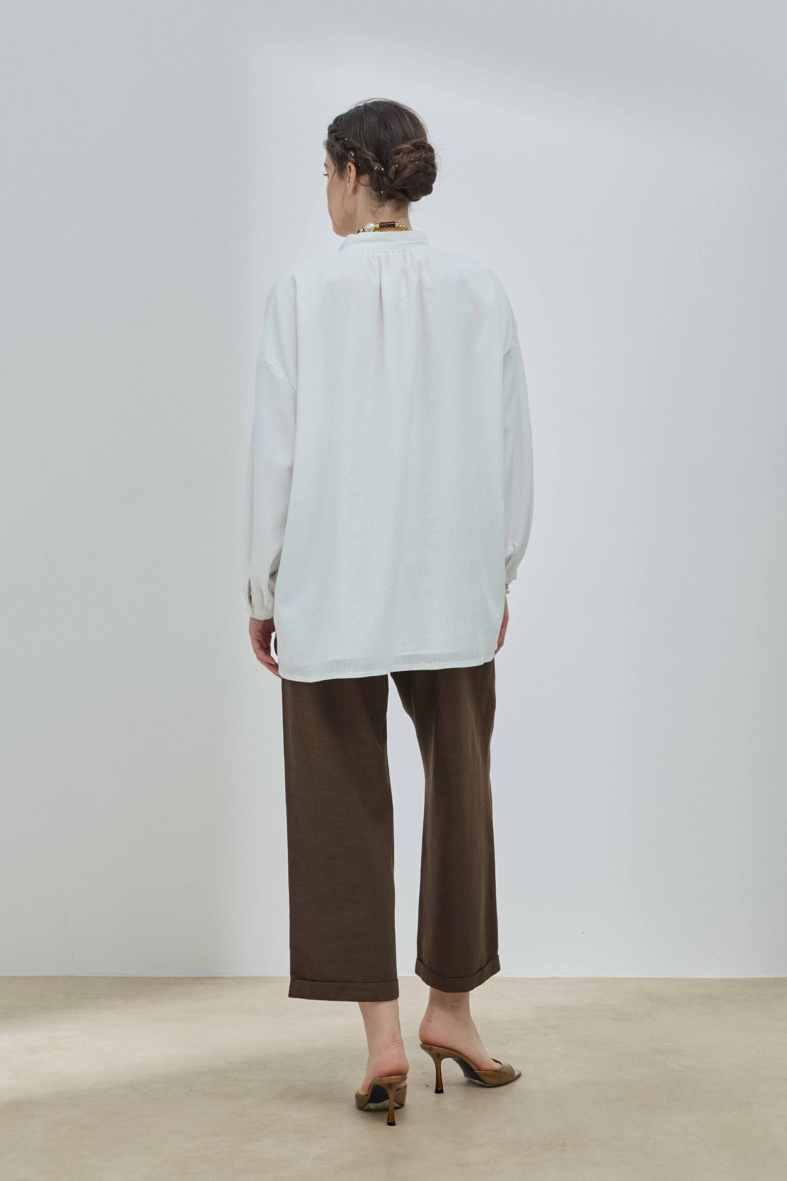 Beyaz Şile Bezi Gömlek - 8