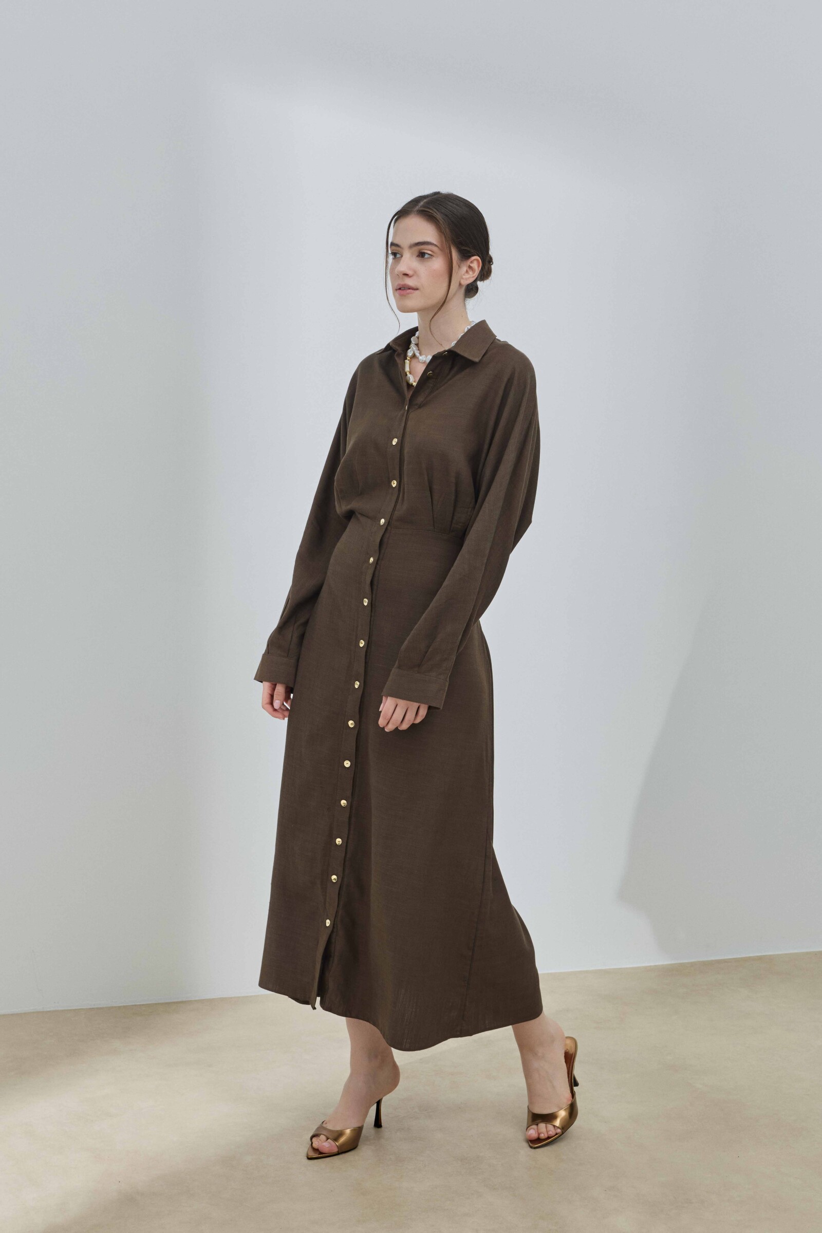 Kahverengi Keten Biritli Elbise - 1