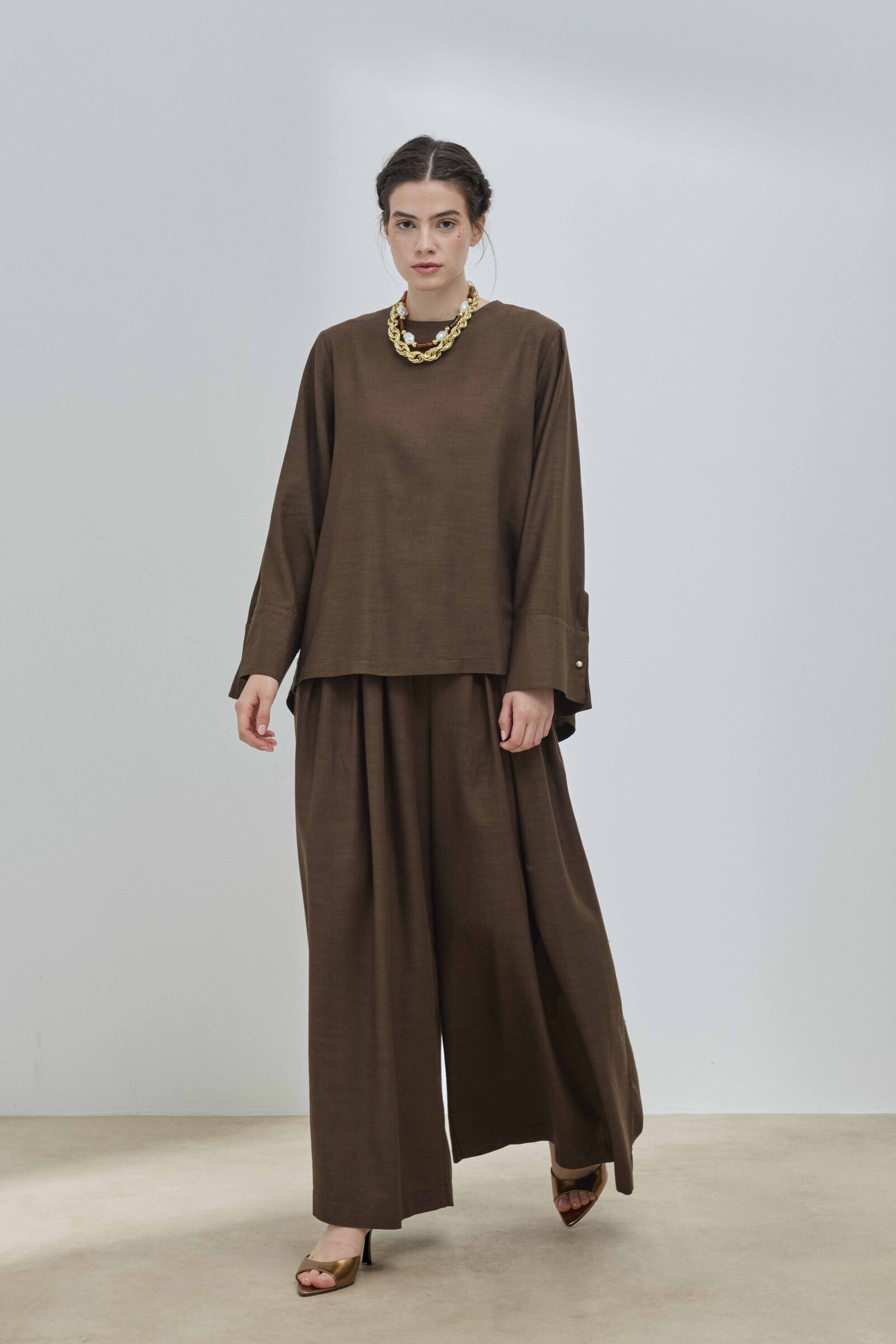 Kahverengi Keten Pelerinli Bluz - 6