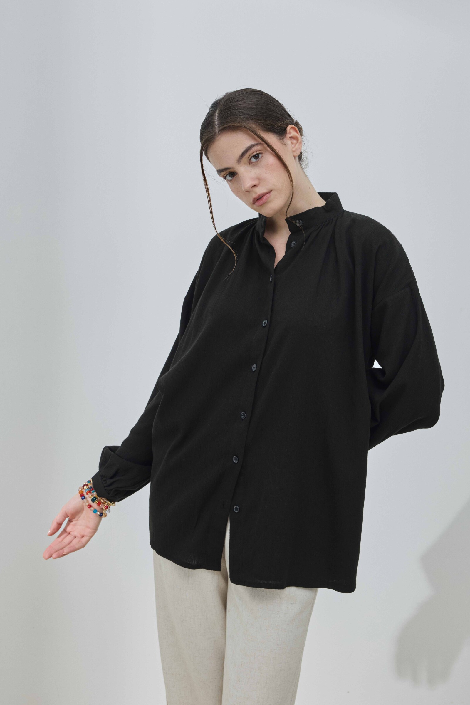 Siyah Şile Bezi Gömlek - 2