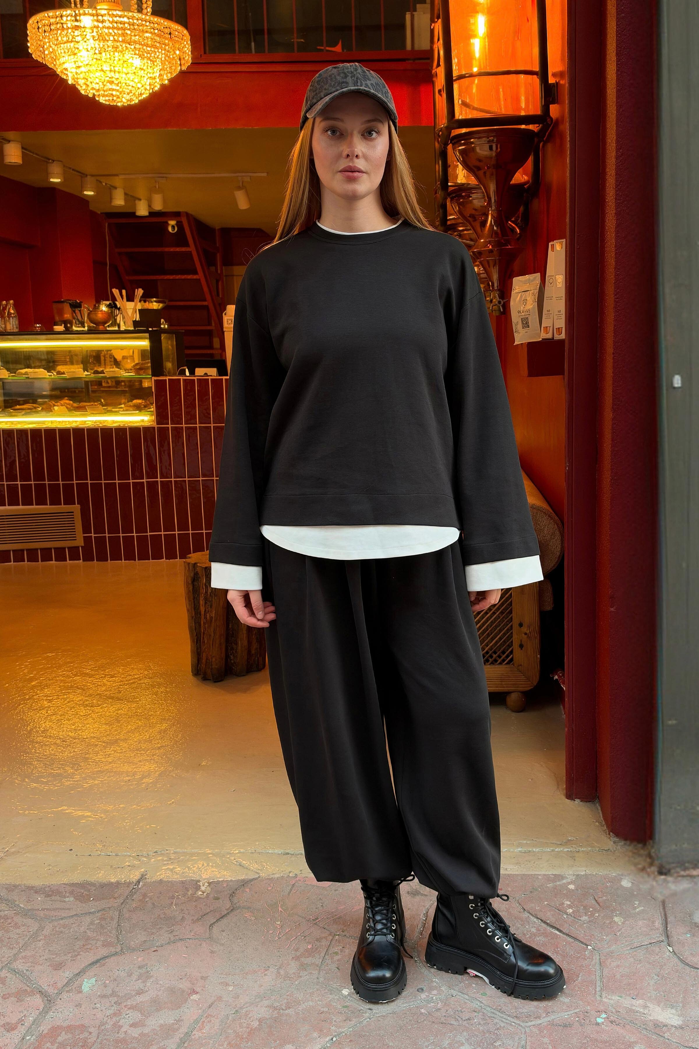 Layer Blok Detaylı Sweatshirt-Siyah - BIRFIL